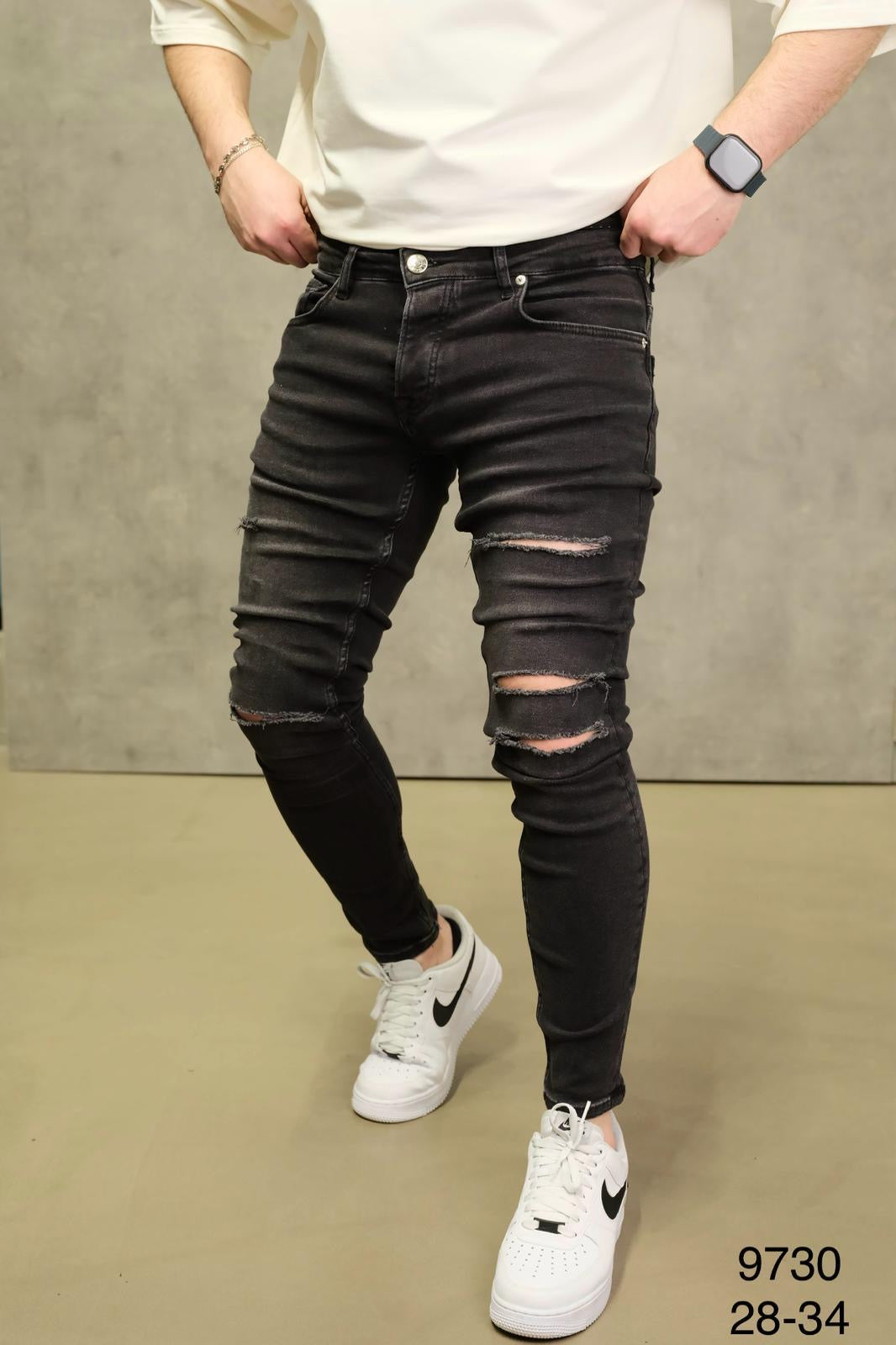 Црни Skinny Fit фармерки